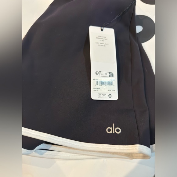 1/. Airbrush Streamlined Skirt - Picture 5 of 6